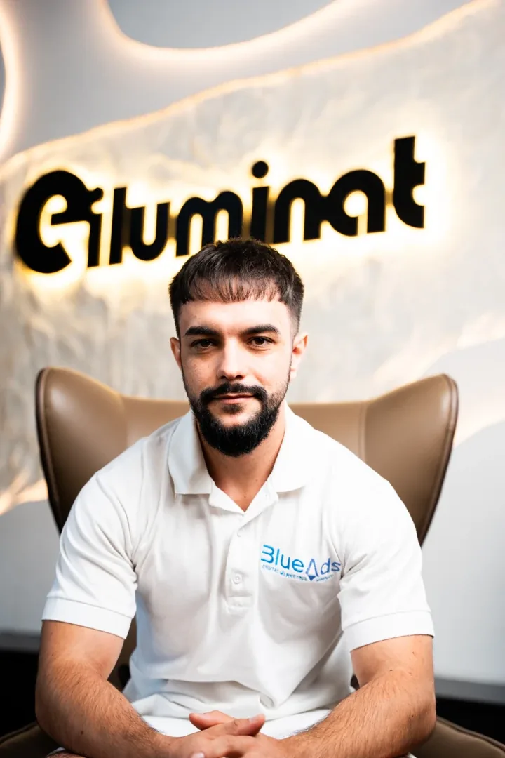 Portretul echipei BlueAds la Eiluminat